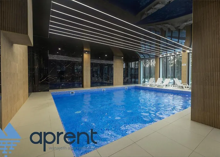 Piasek Baltyku - Kryty Basen - Aprent *